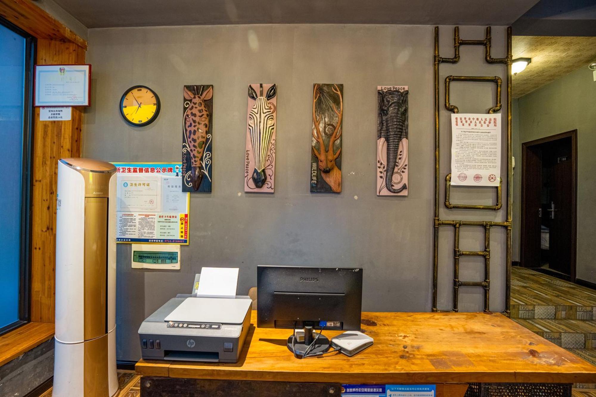 Tianmenshan Loft Art Inn Zhangjiajie Esterno foto